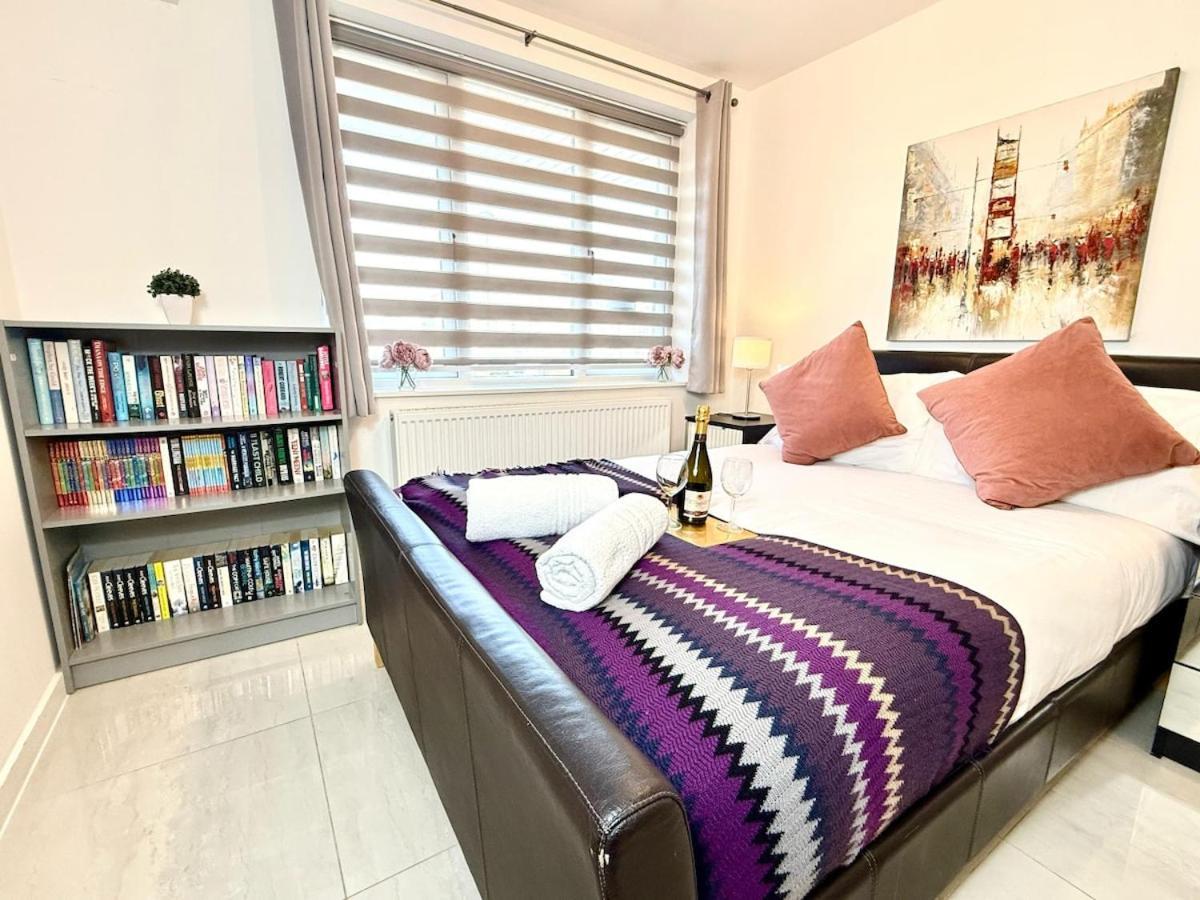 Walnut Luxurious 2-Bedroom With Ensuite - Parking, Netflix, Wifi - Close To Oxford, Bicester & Blenheim Palace Kidlington Exterior photo